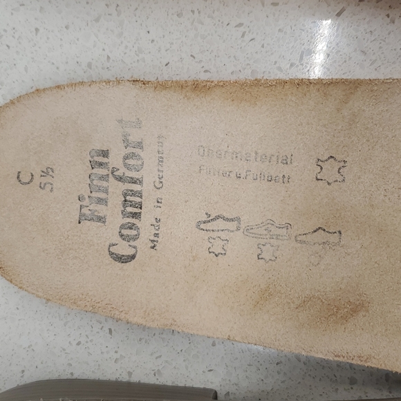 Wms FINN COMFORT sandals (sz 5.5) - Picture 11 of 11